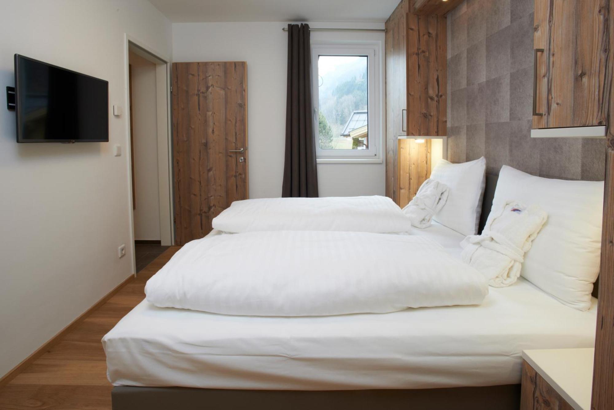 Appartement & Golf Zell Am By Alpin - Incl Summercard